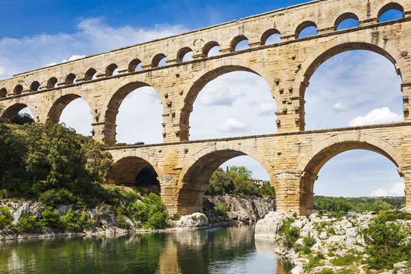 Le Pont du Gard (the Gard bridge)